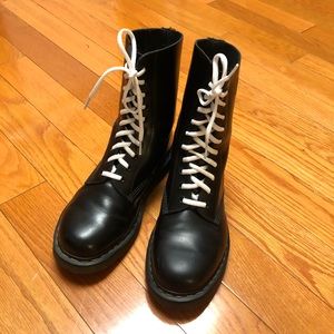 Dr Martens